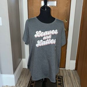 Sonoma gray short sleeve fall graphic tee